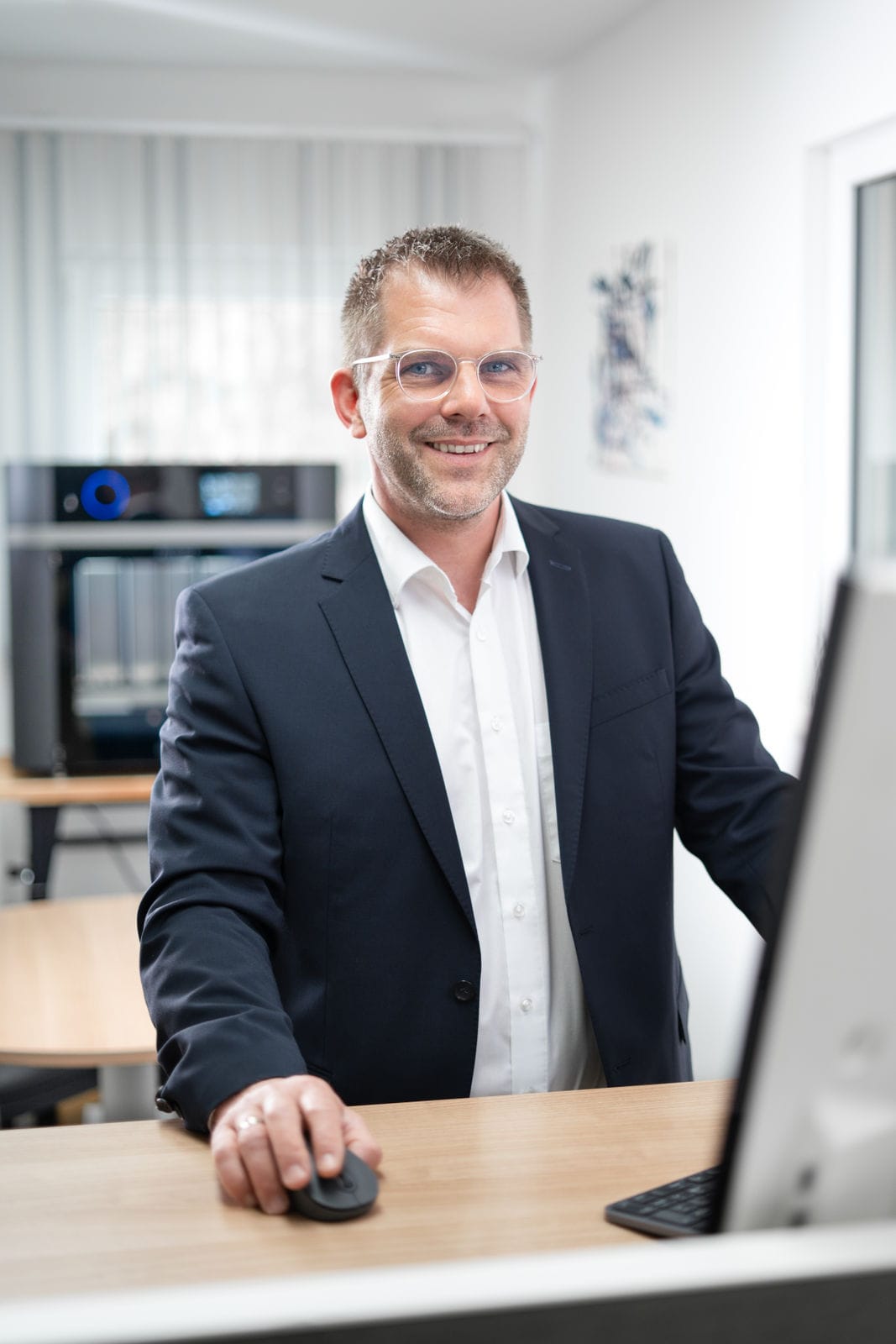 Jörg Neubauer – Geschäftsführender Gesellschafter der SchwaN Societas GmbH